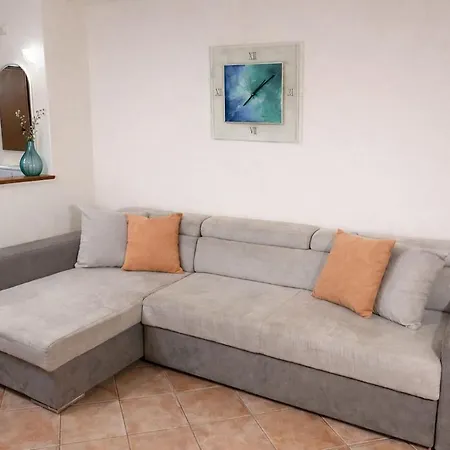 With Mountain View Apartment