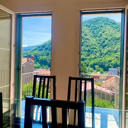 With Mountain View Apartment